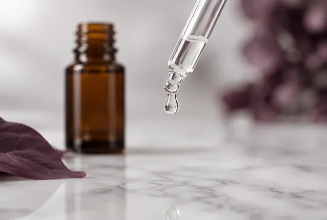 Prostaglandin Lash Serum Side Effects: What the FDA Warnings Actually Mean